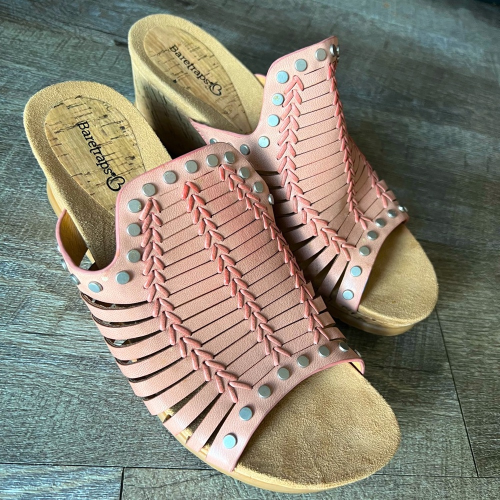 Baretraps Fristy Sandal